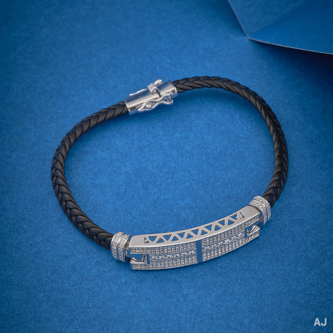 SILVER LUXE BAND