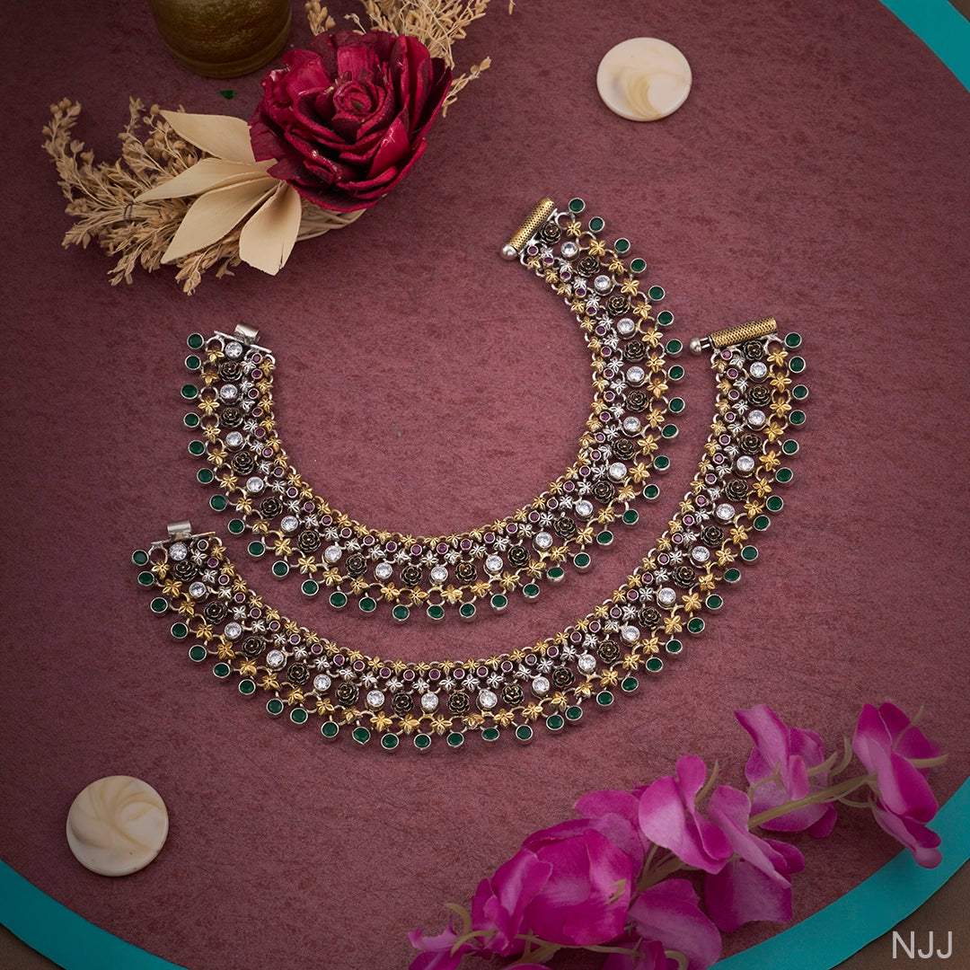 EMERALD ROSETTE ANKLET