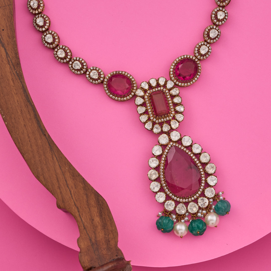 DESIGNER VICTORIAN SET