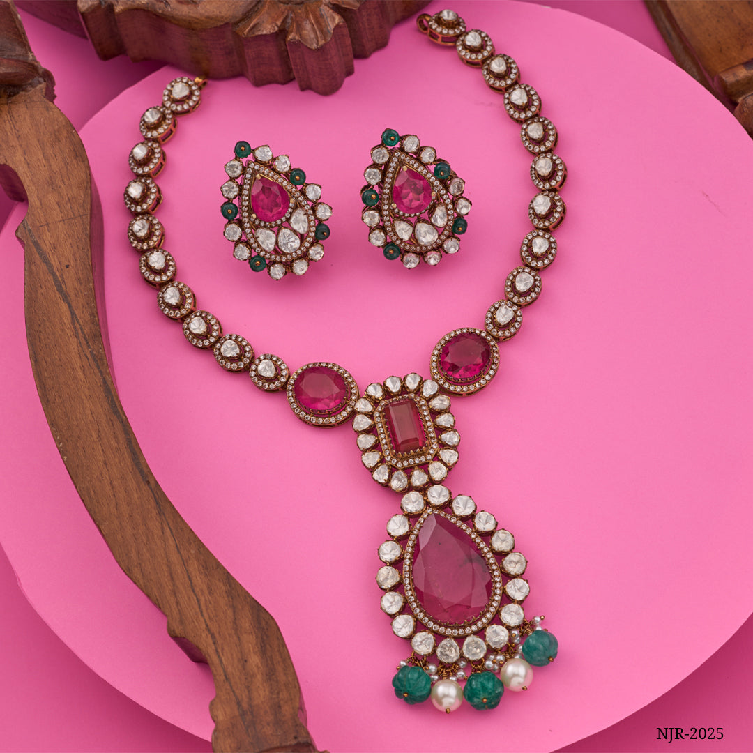 DESIGNER VICTORIAN SET