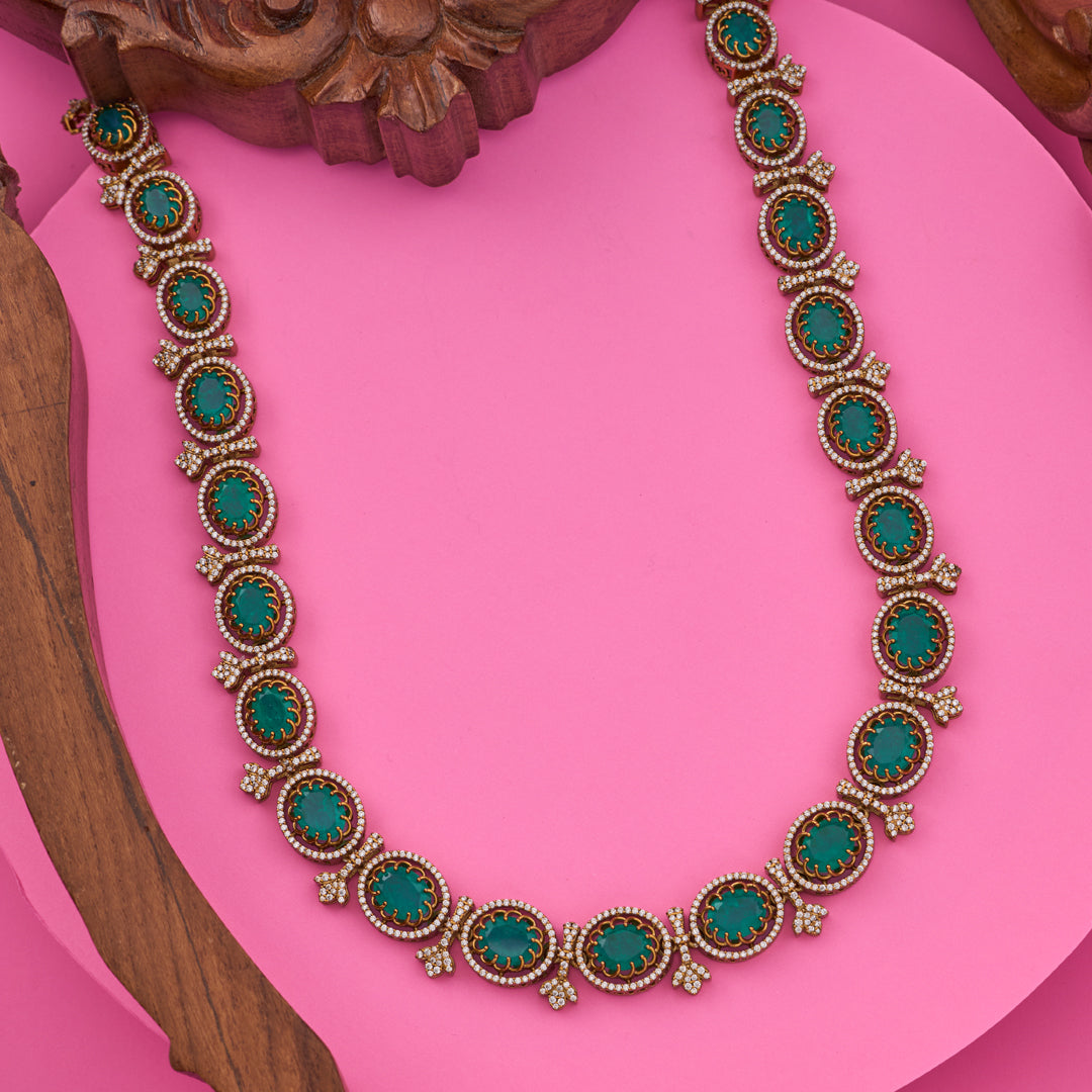 MAJESTIC EMERALD NECKLACE
