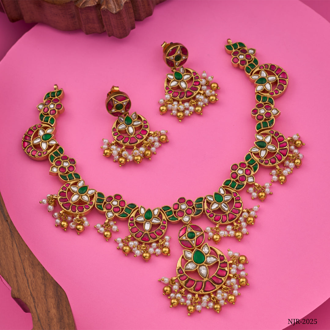 FESTIVE KUNDAN NECKLACE SET