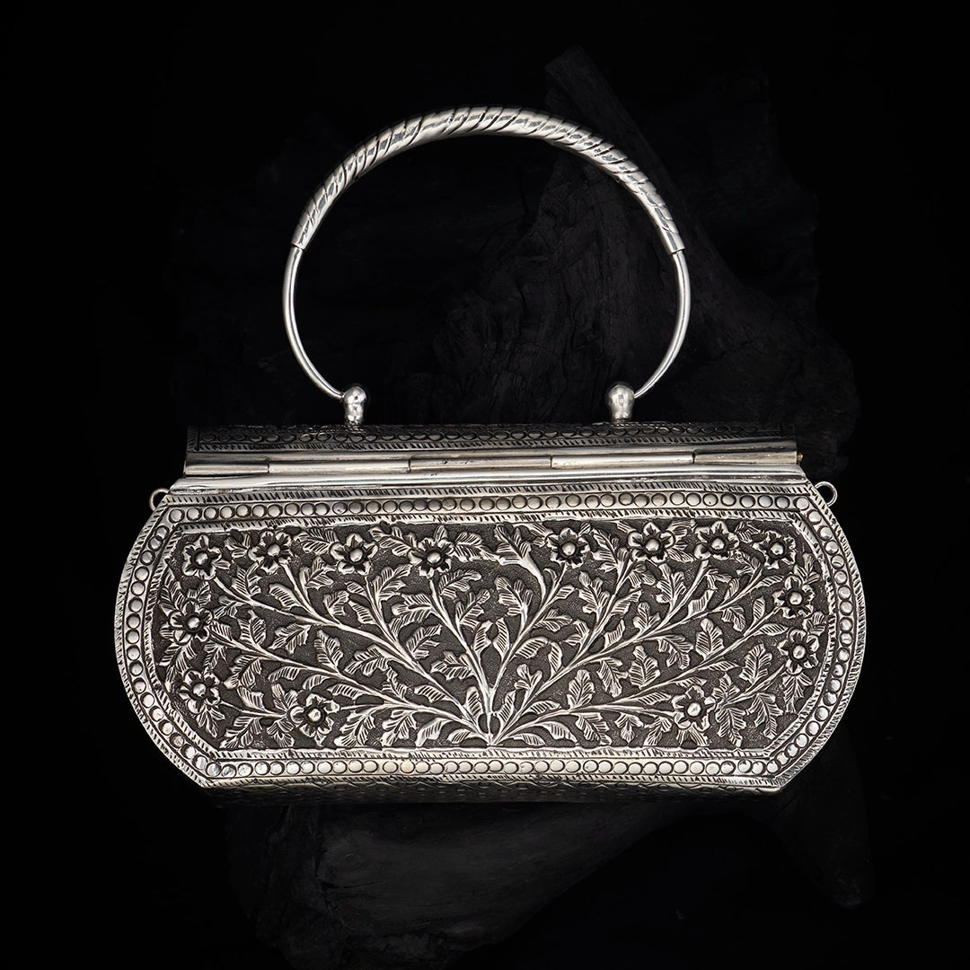 MAHARANI FLORAL CLUTCH