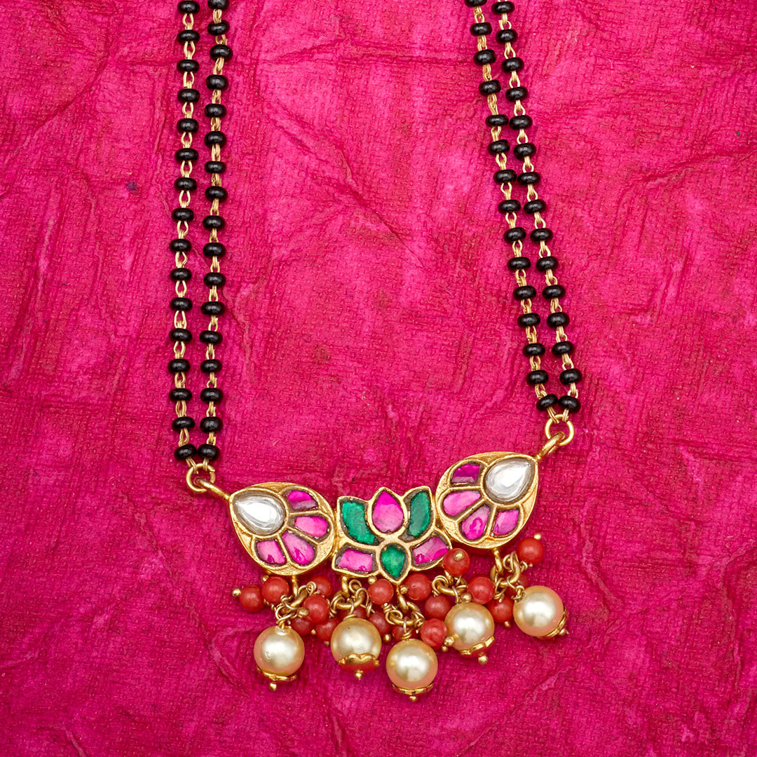 MEERA KUNDAN MANGALSUTRA