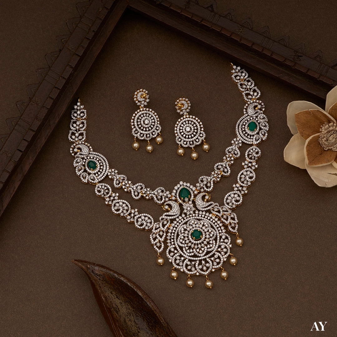 EMERALD ROYALE NECKLACE SET