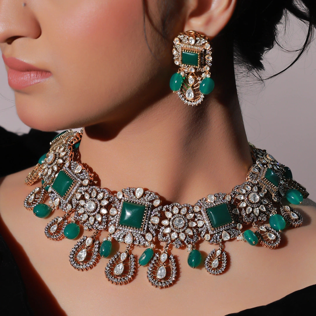 EMERALD REGENT CHOKER SET